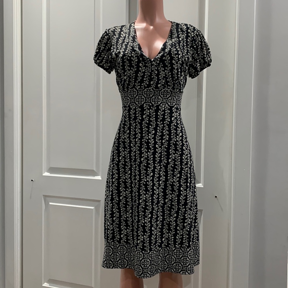 APT 9. Short Sleeve Tie Dress‎